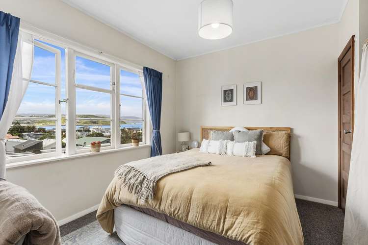 168 Sutherland Road Lyall Bay_9