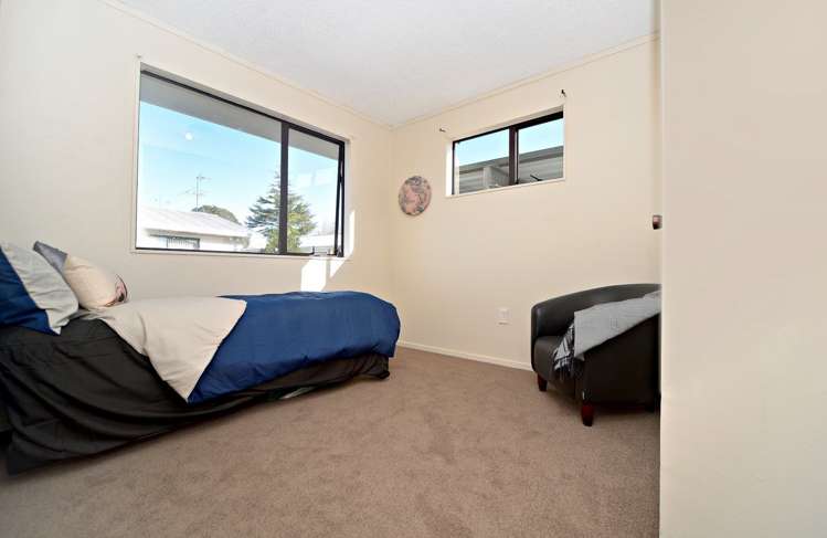 1/77 Redcrest Avenue Red Hill_7