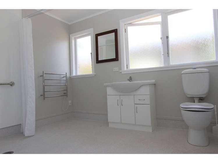 207 Howick Road Witherlea_11