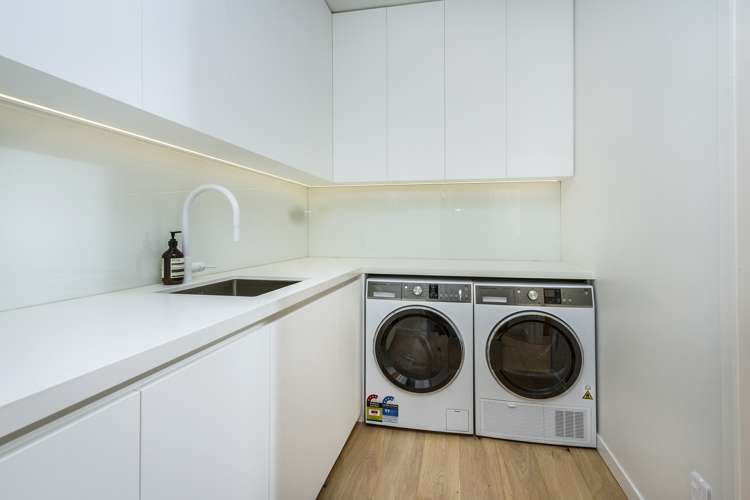 21 Whitby Crescent Mairangi Bay_29