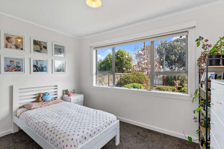 128 Gilberthorpes Road Hei Hei_9