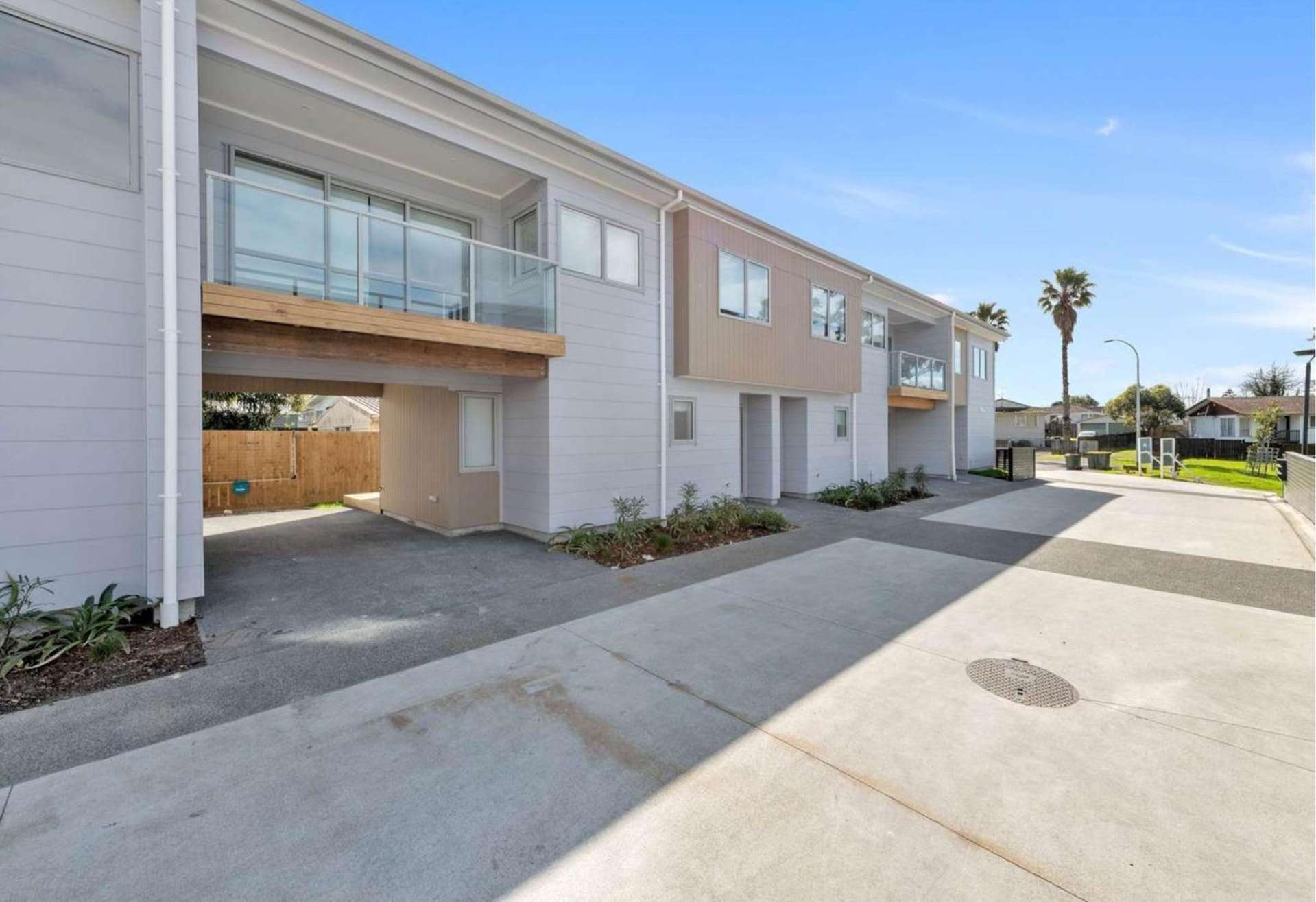 13B Sealord Place 2339_0