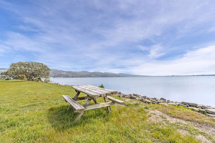 50 Rocking Horse Road Southshore_12