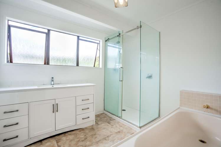 112b Amanda Avenue Dinsdale_10