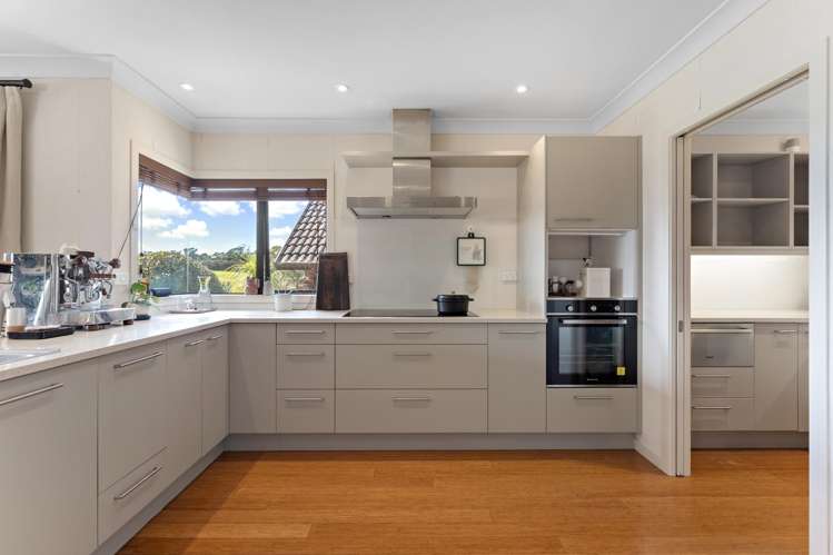 78 Okura River Road Okura_17