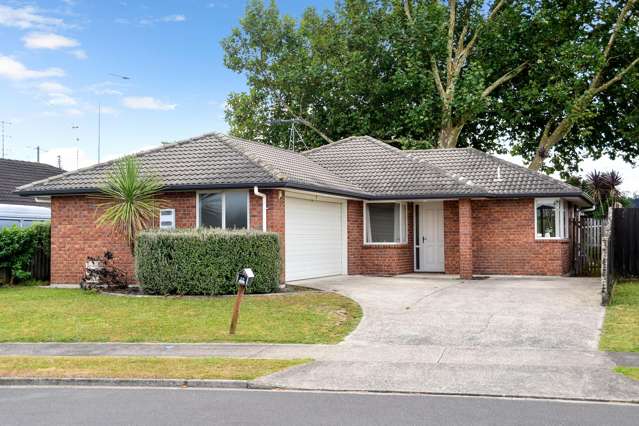 Classic Brick Beauty in Hamilton East