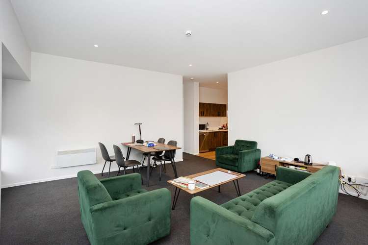 1 Queens Gardens Dunedin Central_29