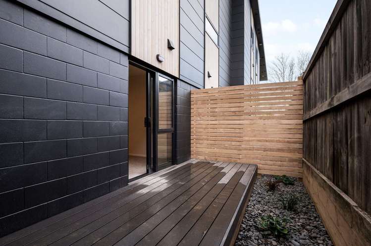 1 Manning Street Hamilton Central_11