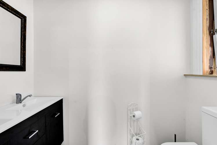 3 Carrington Street Inglewood_9