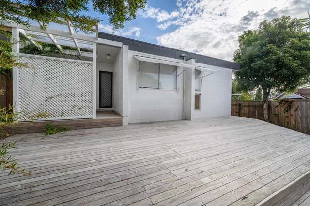 1/8 Wilbur Place Pakuranga Heights_4