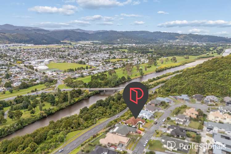 13 Birkinshaw Grove Riverstone Terraces_18