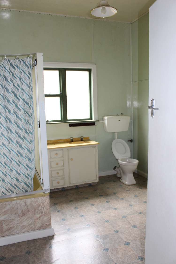 5 Alexander Terrace Greymouth_23