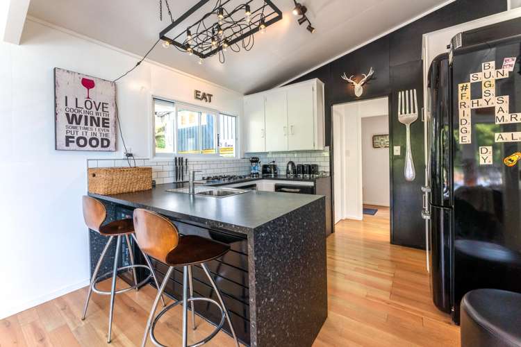 7 Neil Avenue Orapiu_7