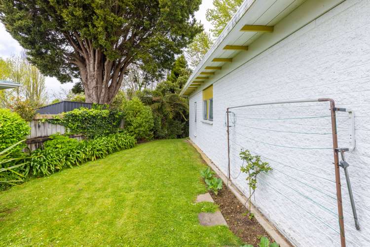 12a Southsea Crescent Silverdale_8