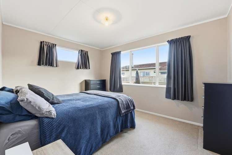 83 Devon Road Springvale_13