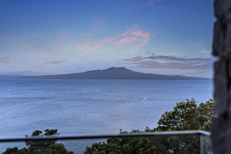 257 Beach Road Campbells Bay_24