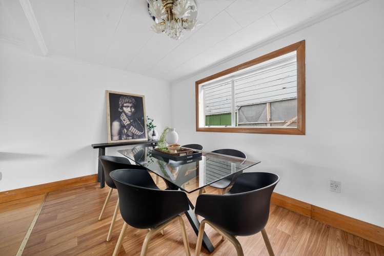 69 Holloway Street Carterton_15