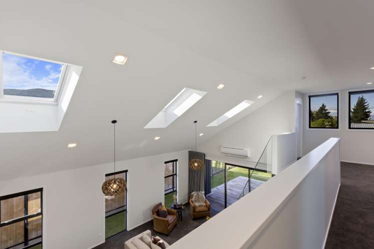 31 Magnum Drive Cromwell_25