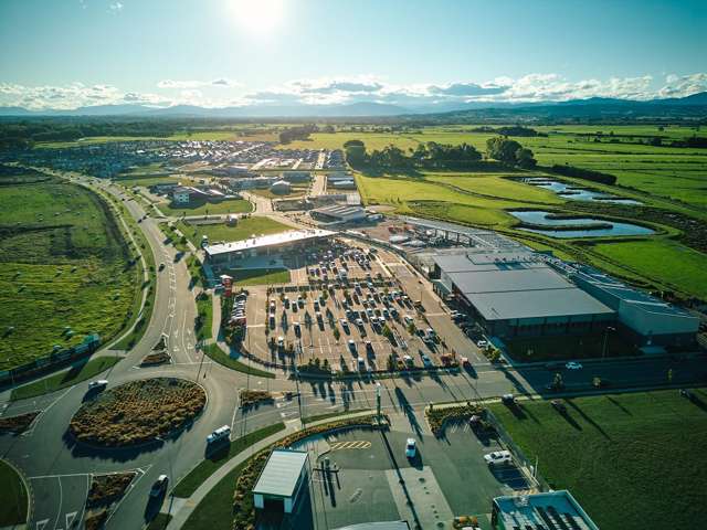 9/Building 2 Ravenswood Central Ravenswood_3