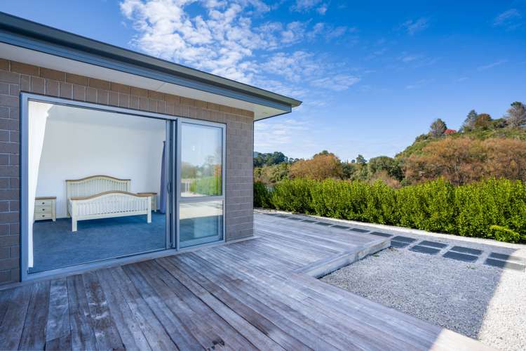 27 Stevenson Way Rangatira Park_8