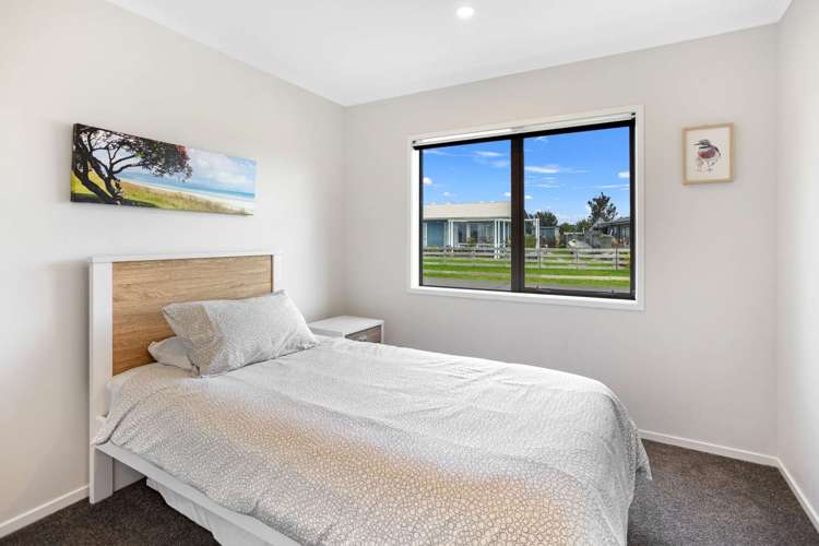 139 Rangiora Crescent Matarangi_15