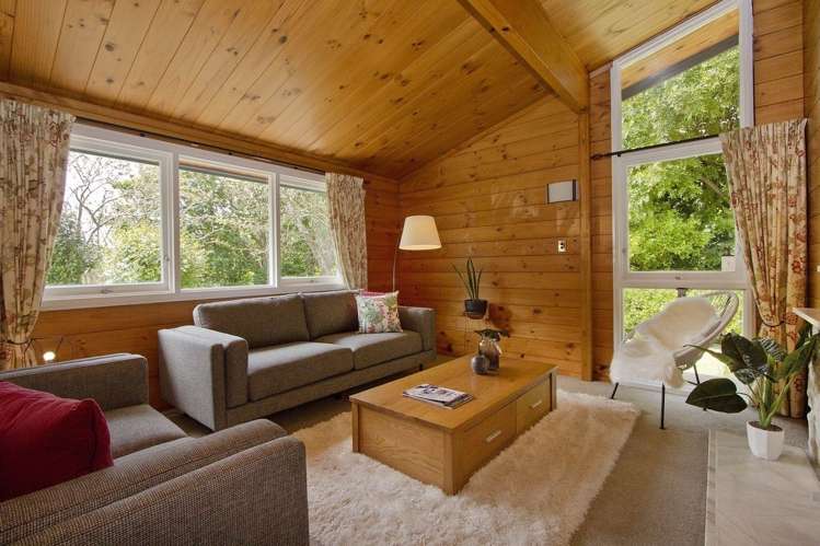 96 Owen Street Belmont_16