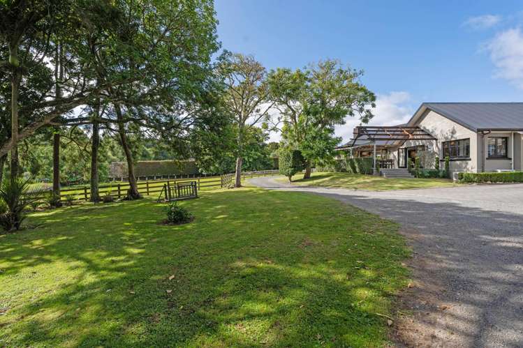 232 Church Road Te Kamo_30