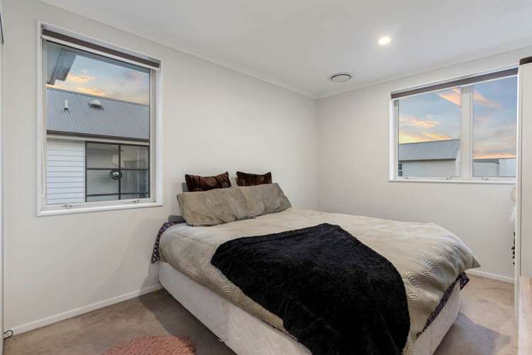 24 Soaring Bird Drive Takanini_18