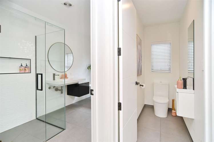 29 Kohunga Crescent Bottle Lake_16