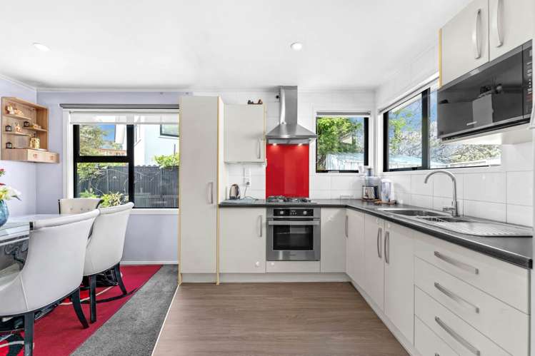 97 Everglade Drive Totara Heights_1