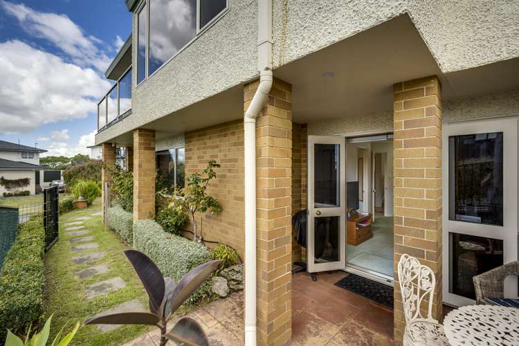 76a Churchill Drive Taradale_18
