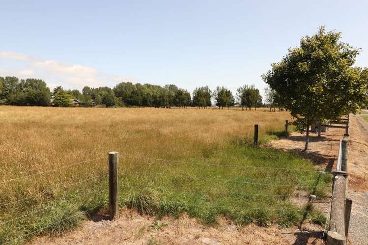 612 Lower Sefton Road Sefton_16