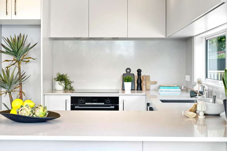 8 Winhall Rise Remuera_8