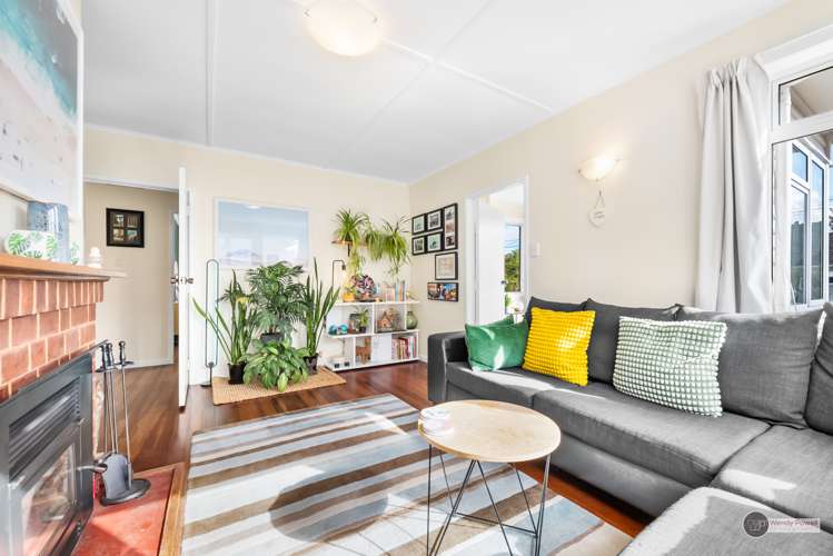 4 Poole Street Taita_5