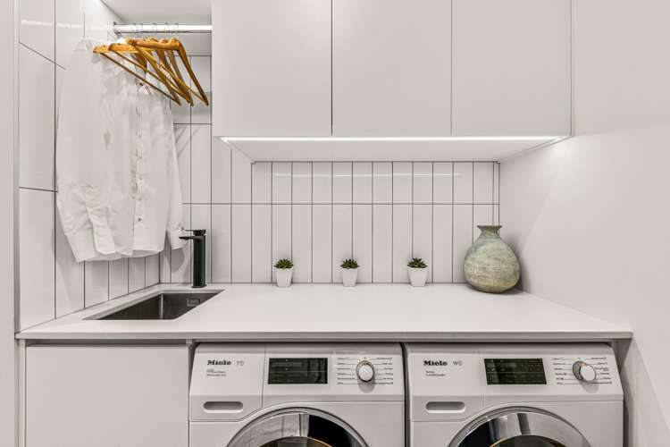 131a Beach Road Castor Bay_27