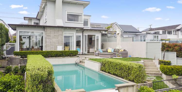 48 Queen Street Northcote Point_17