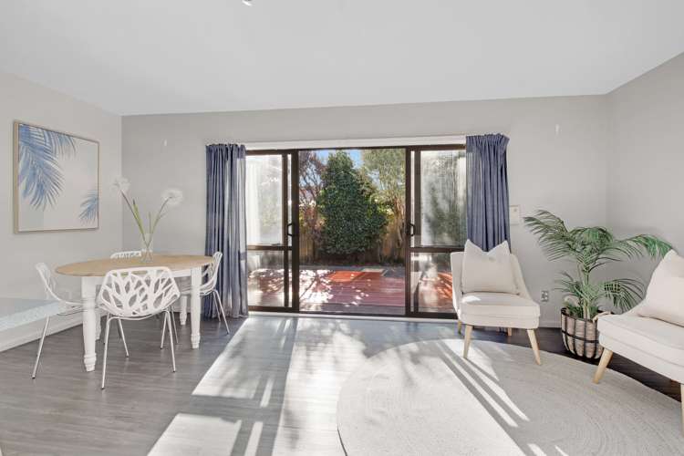 40 Kathleen Crescent Hornby_6