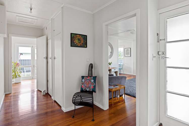 207 Guppy Road Taradale_12