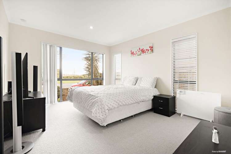 33 Agapanthus Place Flat Bush_8