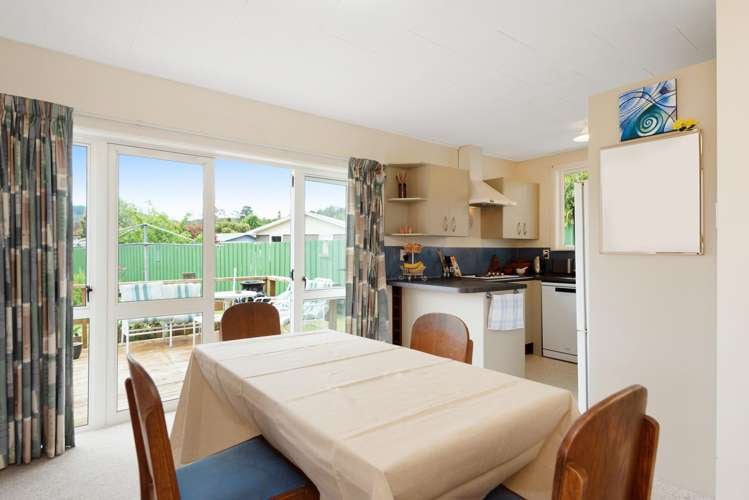 7 Ponderosa Grove Maoribank_11