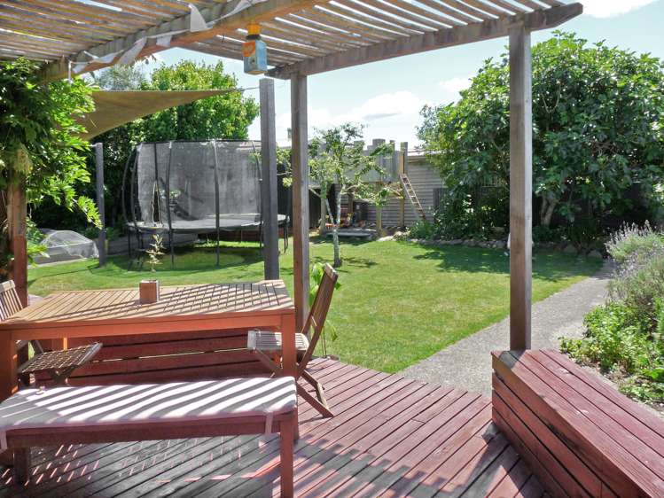 111 Whitby Road Wakefield_21