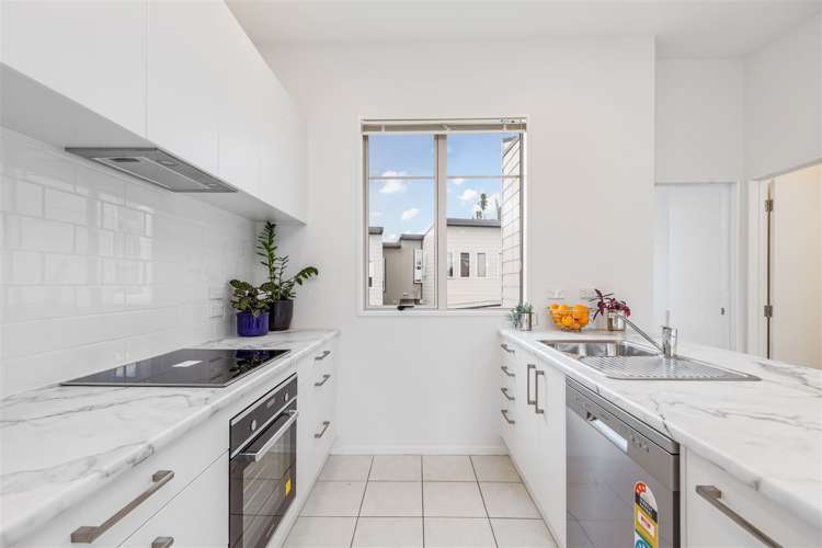 18/216 Manuka Road Bayview_7