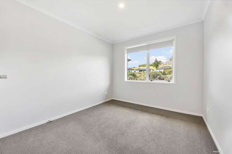 3 Harry Close Warkworth_25