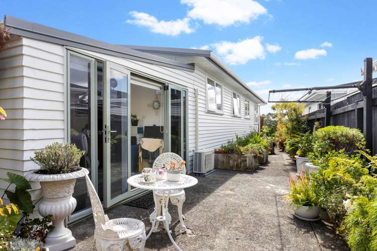 13 The Terrace Herald Island_10