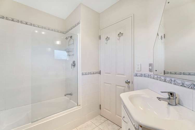 308 Main Road Tairua_23