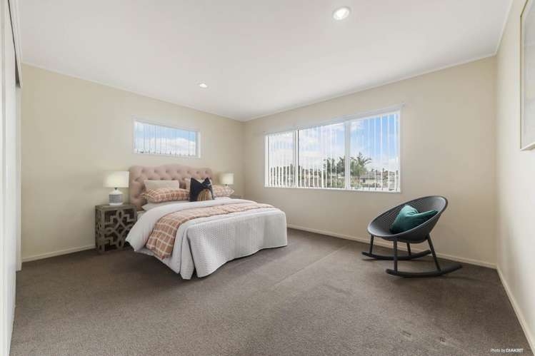 41 Esther Place Red Beach_10