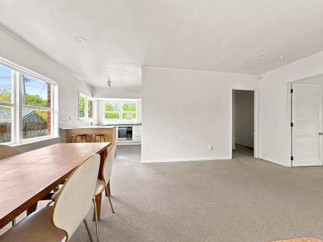 38B Seabreeze Road Devonport_1