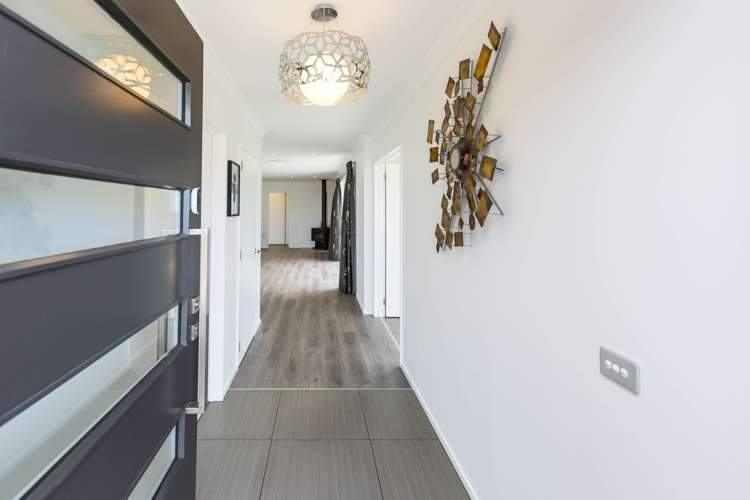 6 Mount Marua Way Timberlea_2