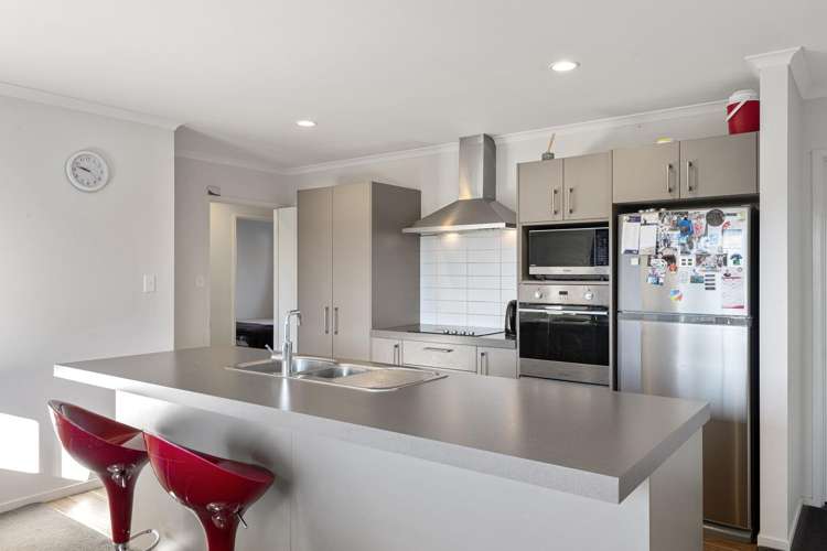 5 Te Waikare Street 1476_4