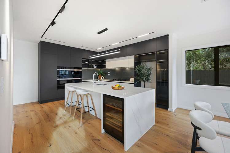 6A Gulf Crest Bucklands Beach_13